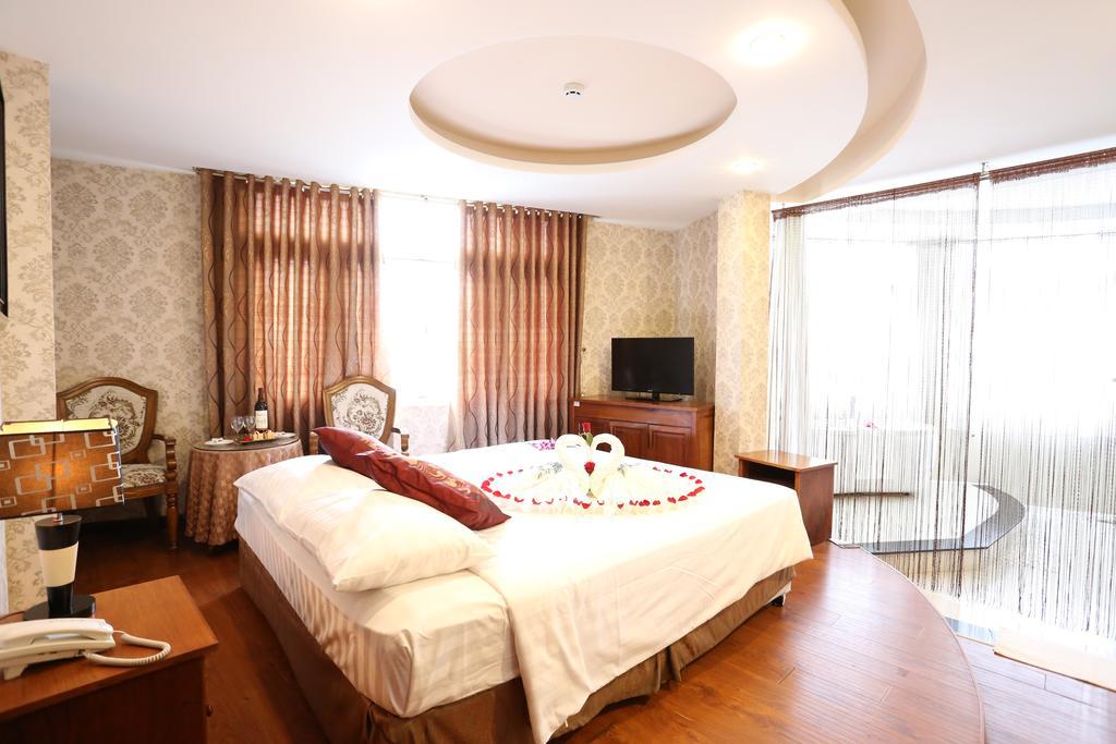 Mountain Town Hotel Dalat Luaran gambar